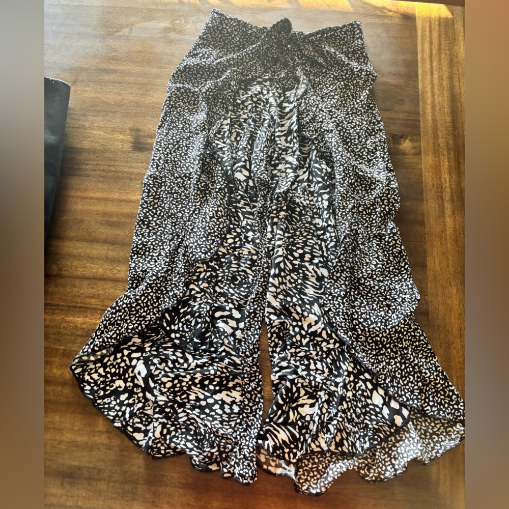 Kori Black and White Cropped Pants